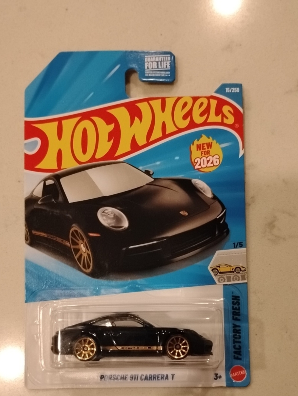 Mattel Hot Wheels Porsche 911 Carrera T - Black and Gold